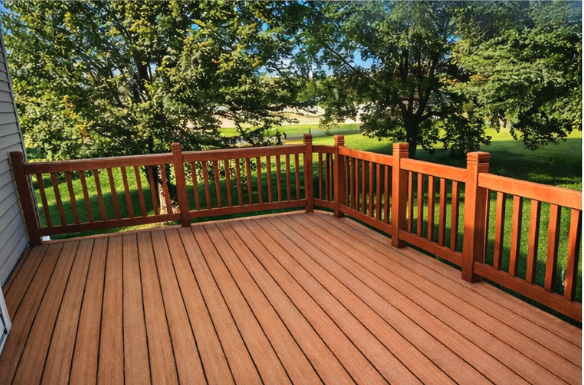 Professional Cedar Deck Construction with Elevated Entertaining Area